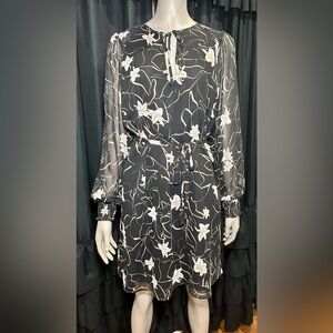 Elizabeth and James Black Floral Semi Sheer Long Sleeve Shift Dress Size XS